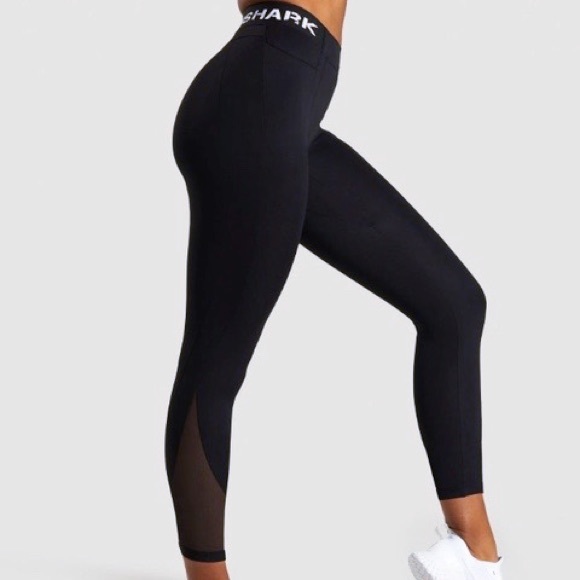 Gymshark Legacy Fitness Black Cropped 